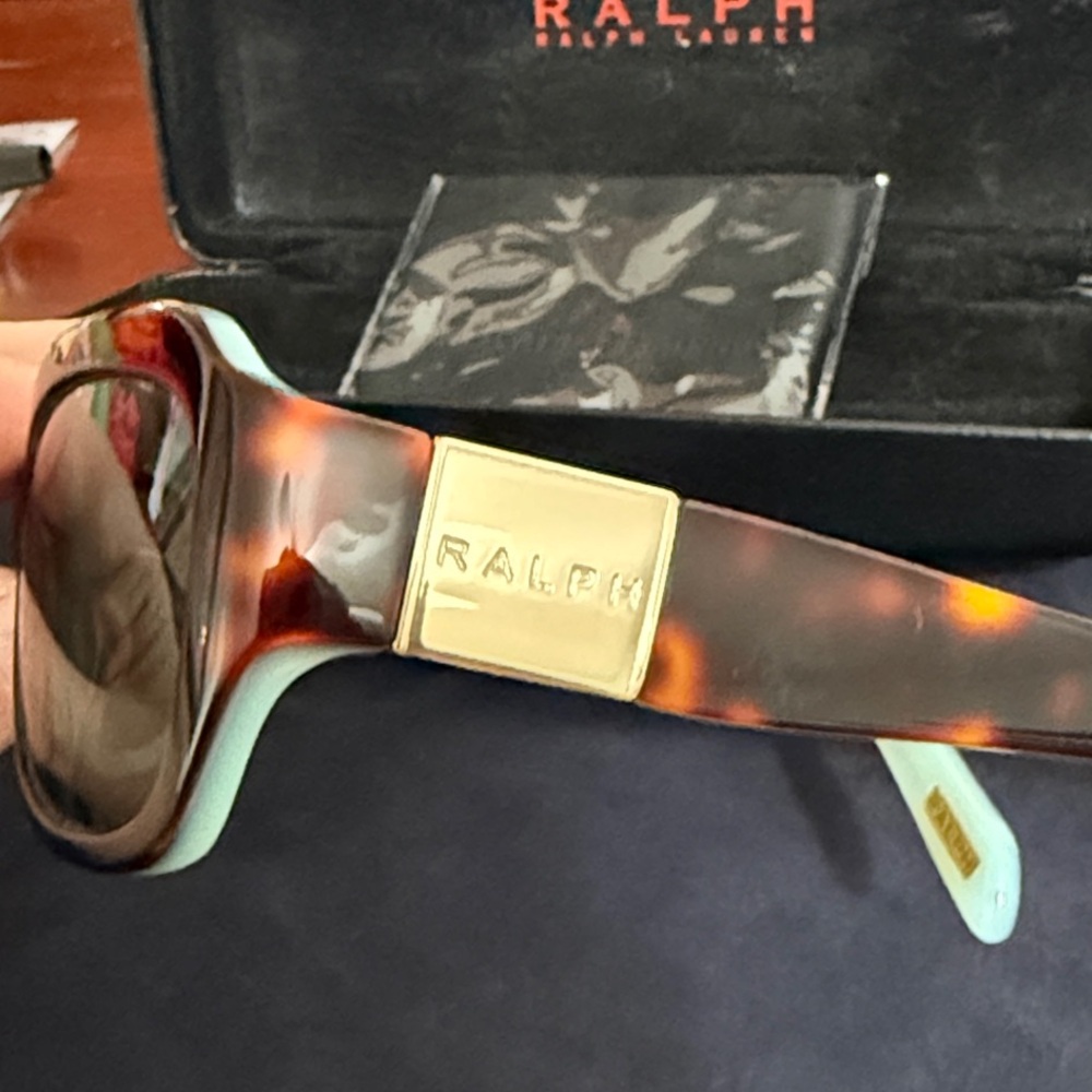 Ralph Lauren Brown Tortoise Sunglasses - Picture 2 of 4
